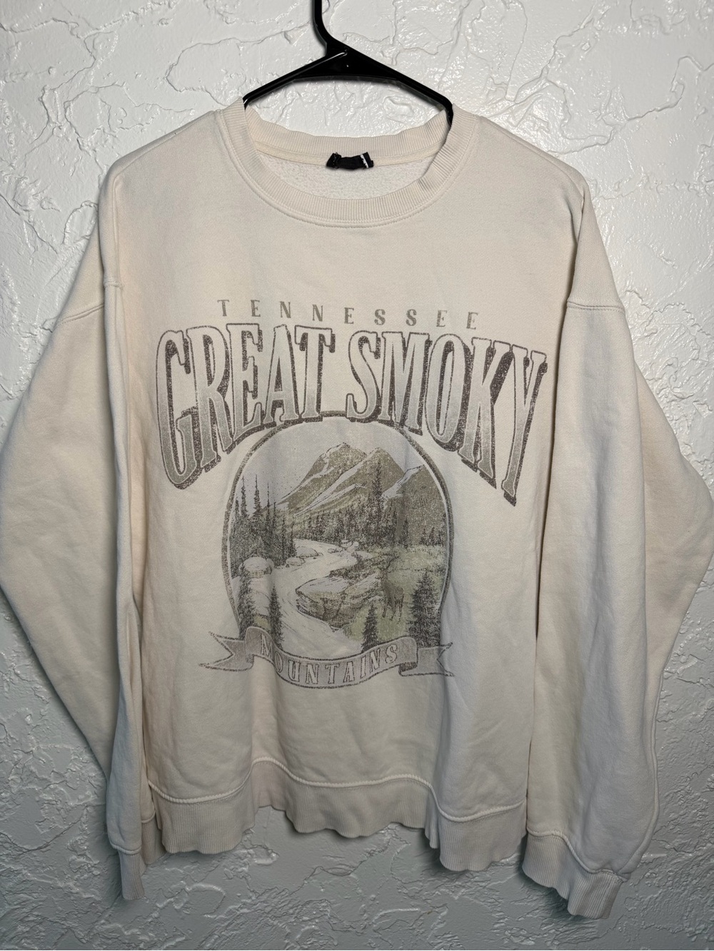 Ardene Cream Tennessee "Great Smoky" Graphic Crewneck Sweatshirt